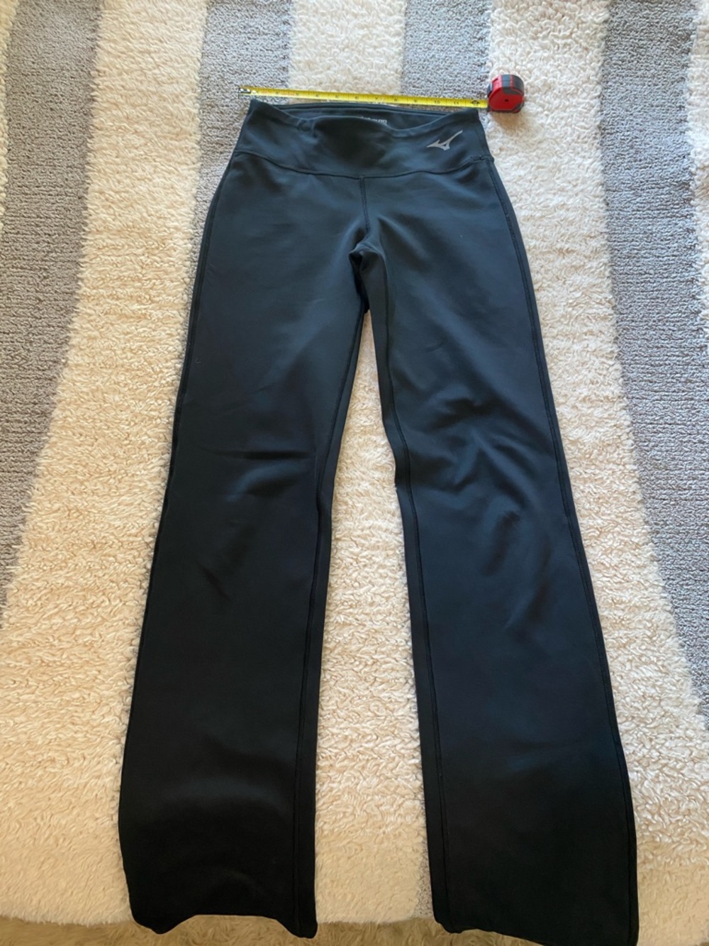 Mizuno small straight leg balck leggings